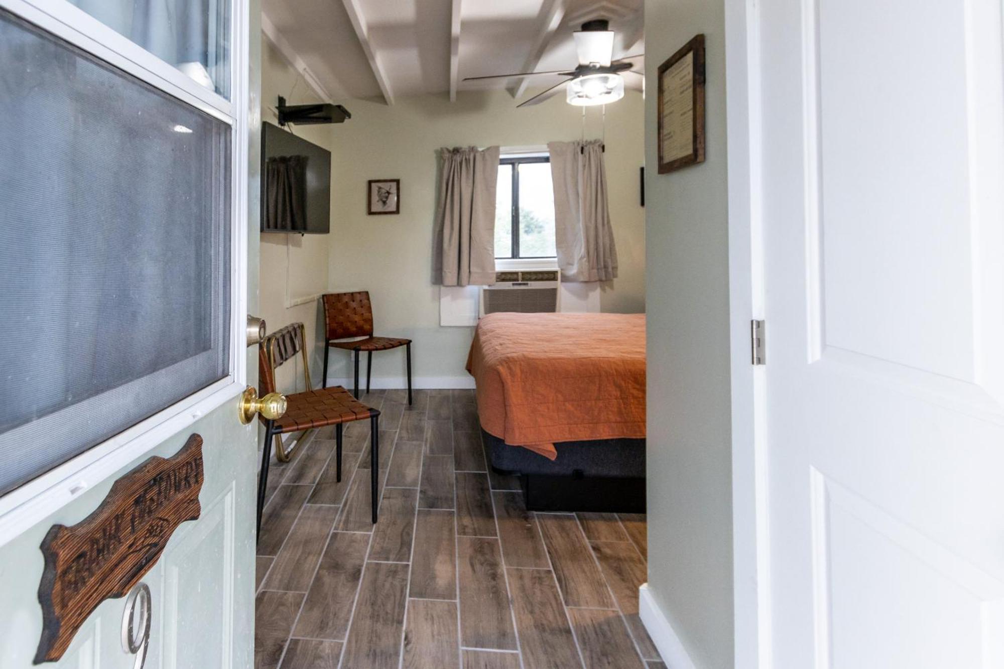 Sagebrush Inn ทูมสโตน ห้อง รูปภาพ A room at the motel