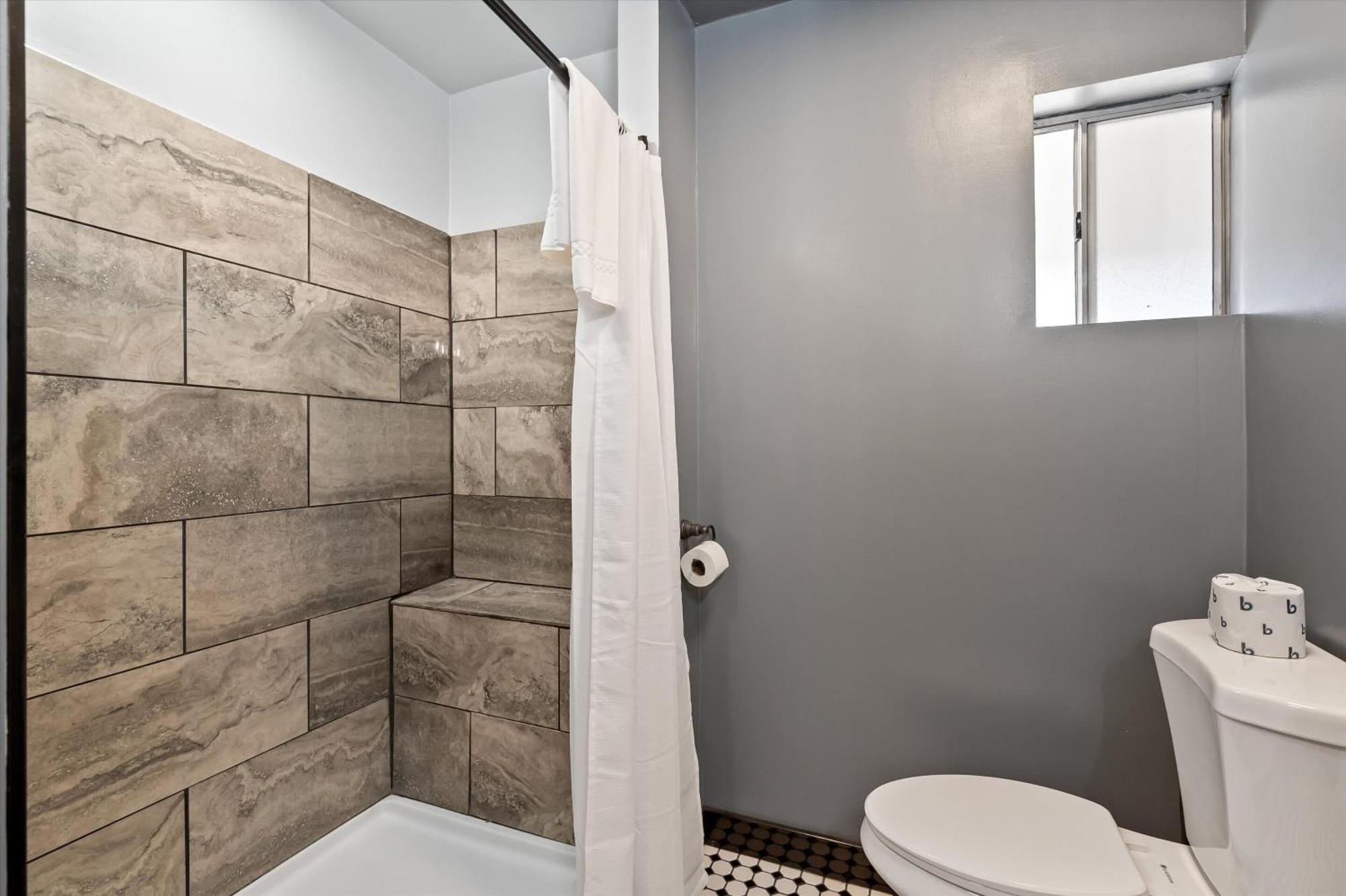 Sagebrush Inn ทูมสโตน ห้อง รูปภาพ Bathroom